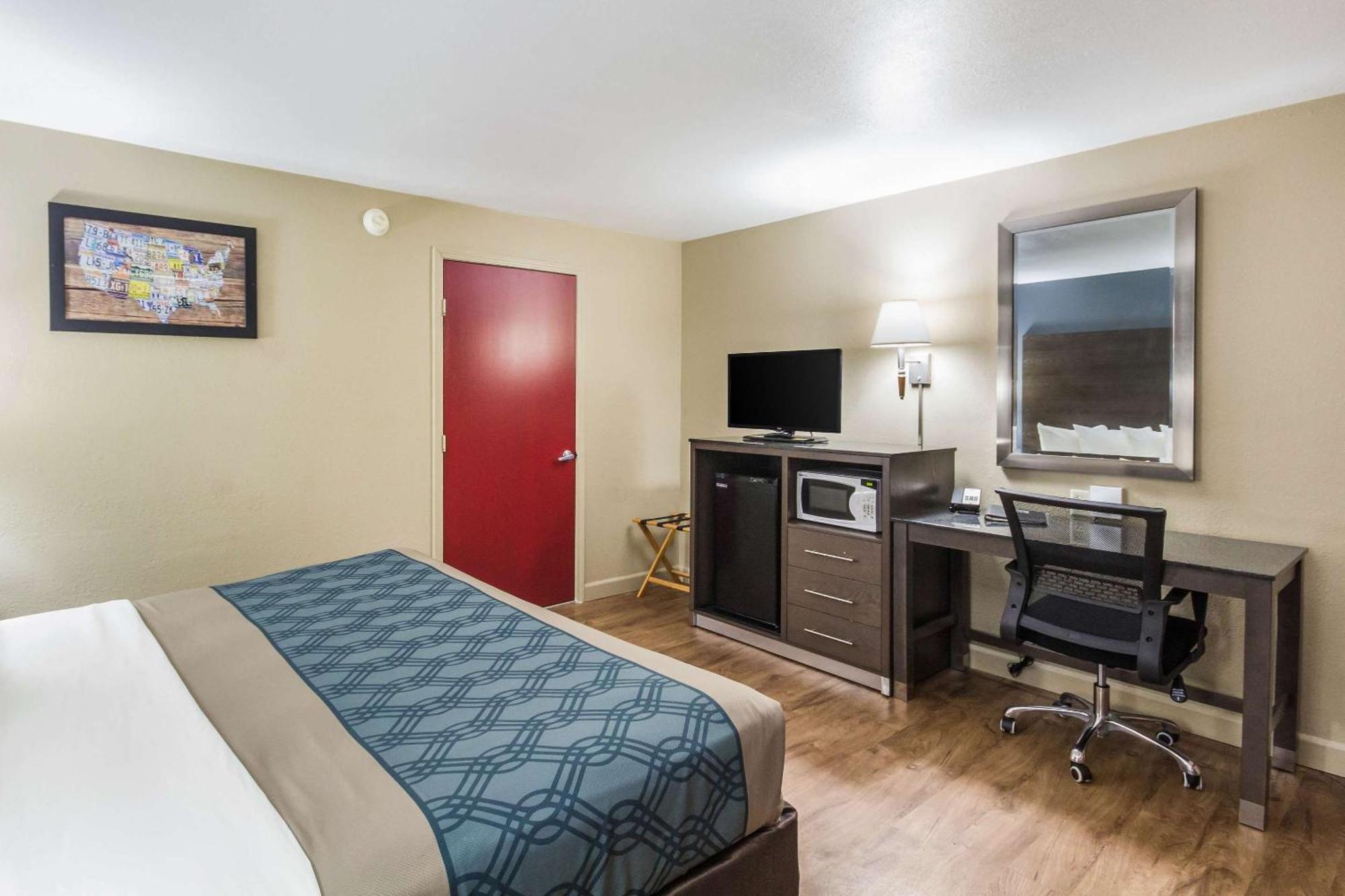 Econo Lodge Inn & Suites I-35 At Shawnee Mission Overland Park Buitenkant foto