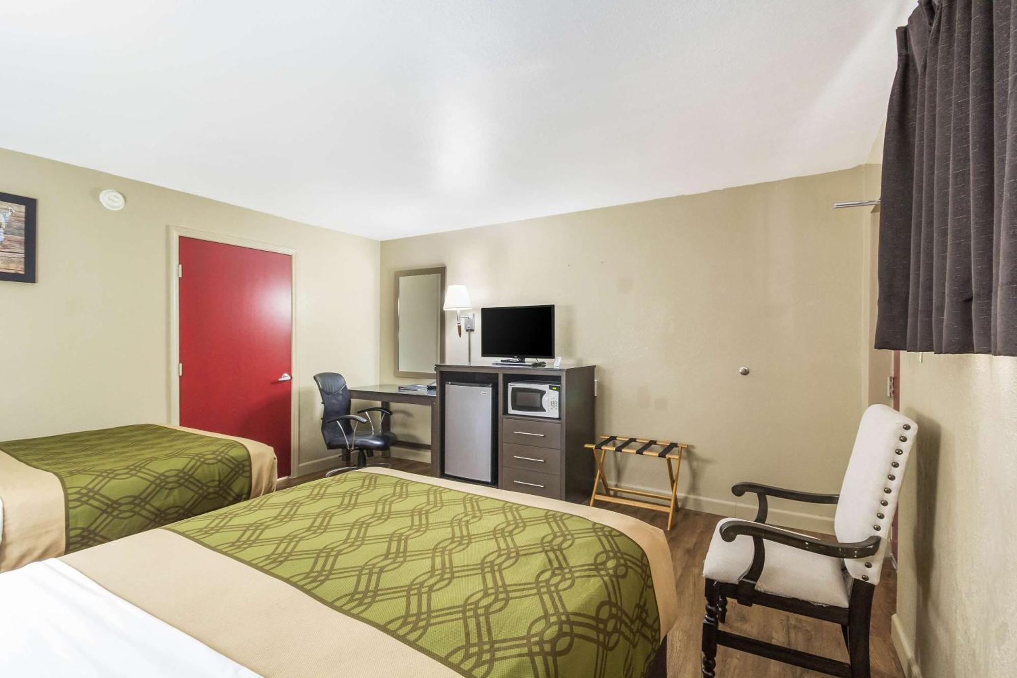 Econo Lodge Inn & Suites I-35 At Shawnee Mission Overland Park Buitenkant foto